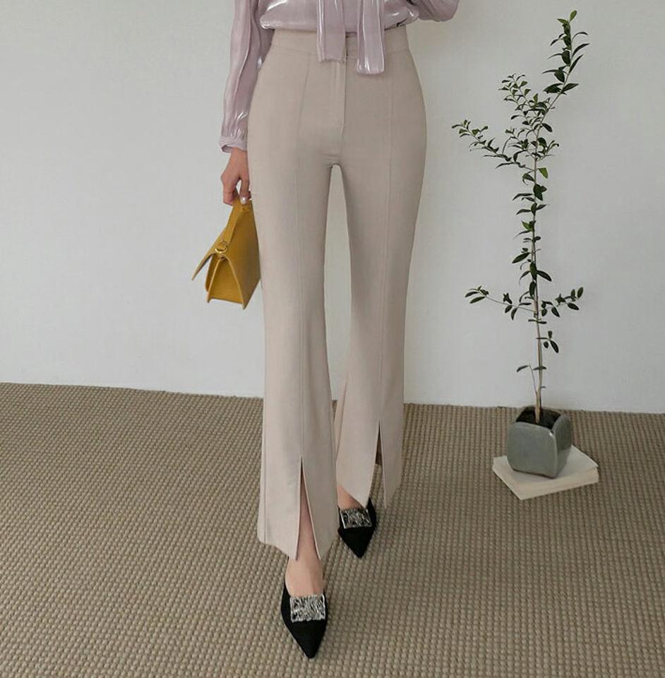 【只今10%OFF】スリットポイントパンツ・全3色・67095 レディース 【pt】【パンツ ズボン ロングパンツ スリット 単色 無地 シンプル 大人 きれいめ 秋 春 冬 韓国 ファッション】【ハイホリHIHOLLI】