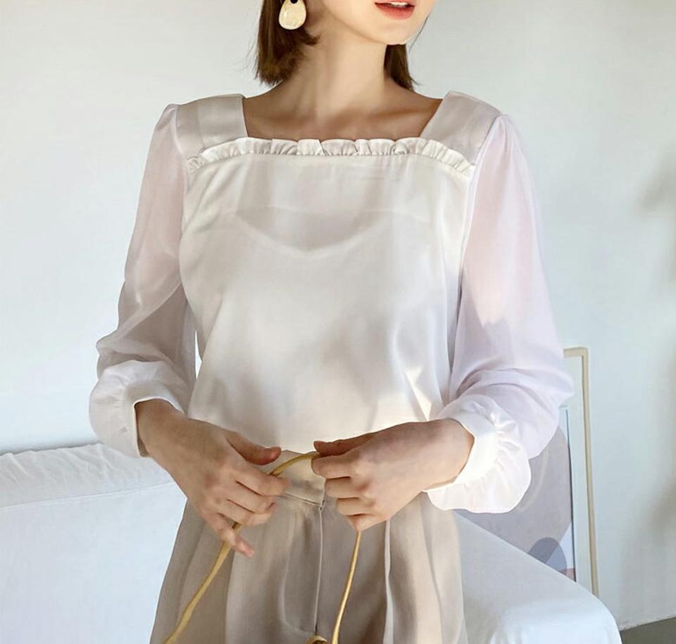 フリルシアースクエアブラウス・全3色・61646 レディース 【bl】【韓国 ファッション トップス ブラウス 長袖 上品 デコルテ スクエアネック フリル シースルー ボリューム 体型カバー フェミニン カジュアル デイリー 秋 春】