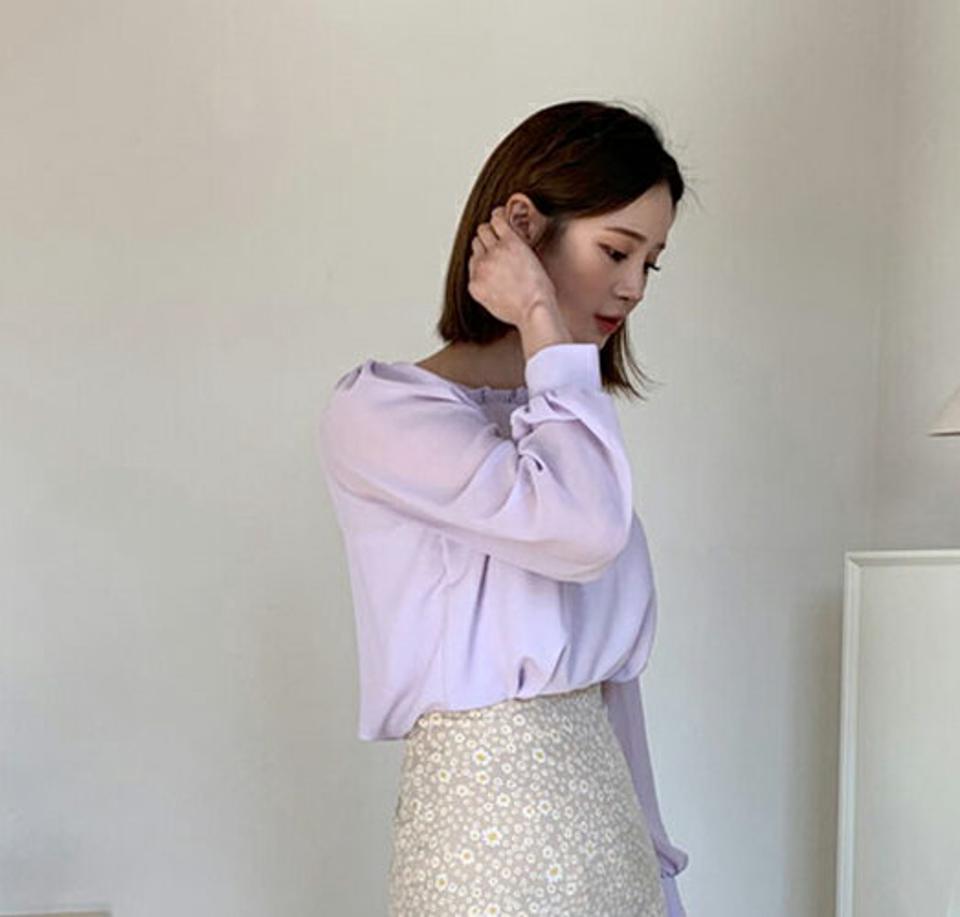 フリルシアースクエアブラウス・全3色・61646 レディース 【bl】【韓国 ファッション トップス ブラウス 長袖 上品 デコルテ スクエアネック フリル シースルー ボリューム 体型カバー フェミニン カジュアル デイリー 秋 春】