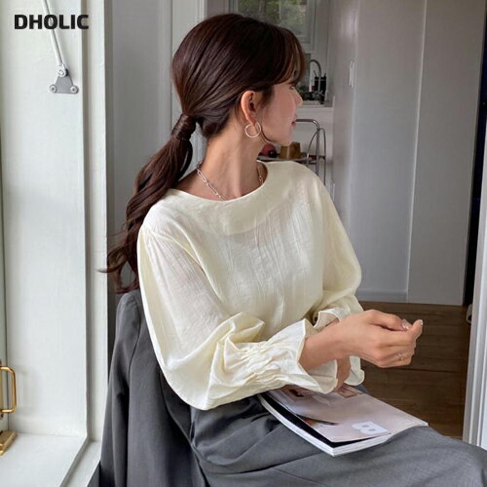 ゴムスリーブブラウス・全3色・t62952 レディース 【bl】【韓国 ファッション トップス ブラウス 長袖 上品 ラウンドネック ゴム袖 ボリューム フリル 無地 体型カバー フェミニン カジュアル デイリー 秋 春】