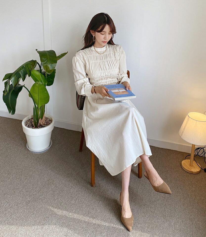 バックレースアップシャーリングワンピース・全3色・t62960 レディース 【ops】 韓国ファッション ワンピース ロングワンピース ラウンドネック レースアップ フレア ハーフネック スリット シャーリング 無地 フェミニン 秋 春