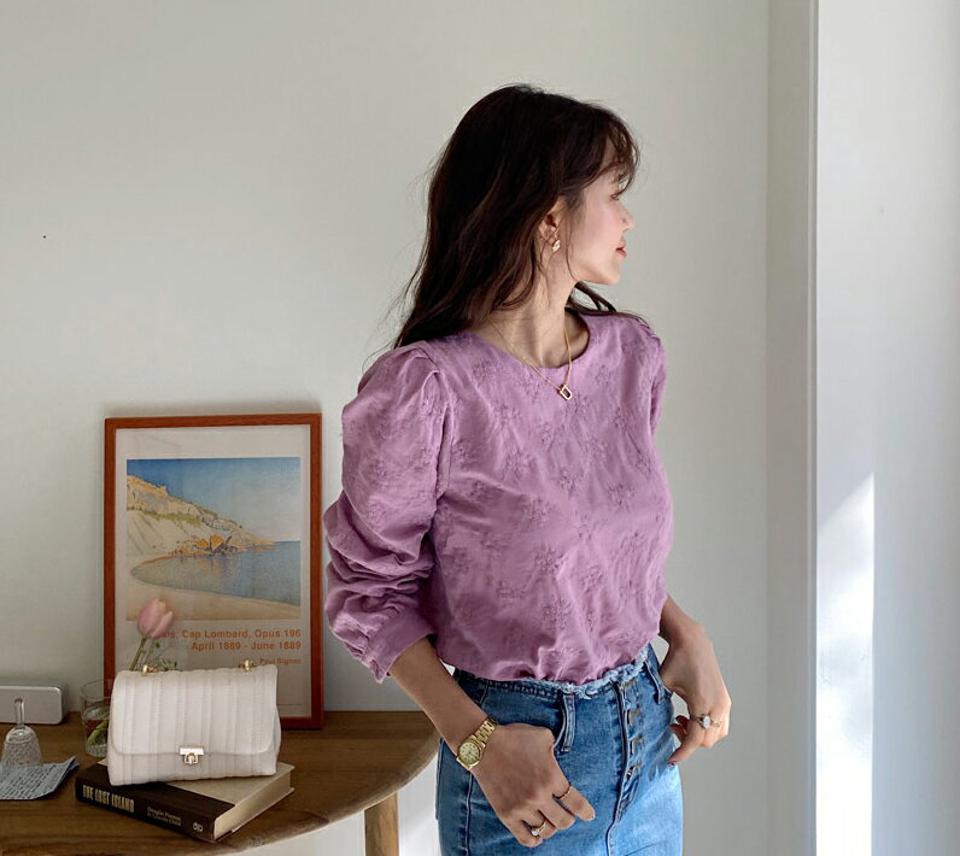 【只今30%OFF】花柄刺繍ブラウス・全3色・b64999 レディース 【bl】【韓国 ファッション トップス ブラウス 長袖 上品 花柄 ラウンドネック ギャザー フラワー ボリューム 体型カバー フェミニン カジュアル デイリー 秋 春】【fw】