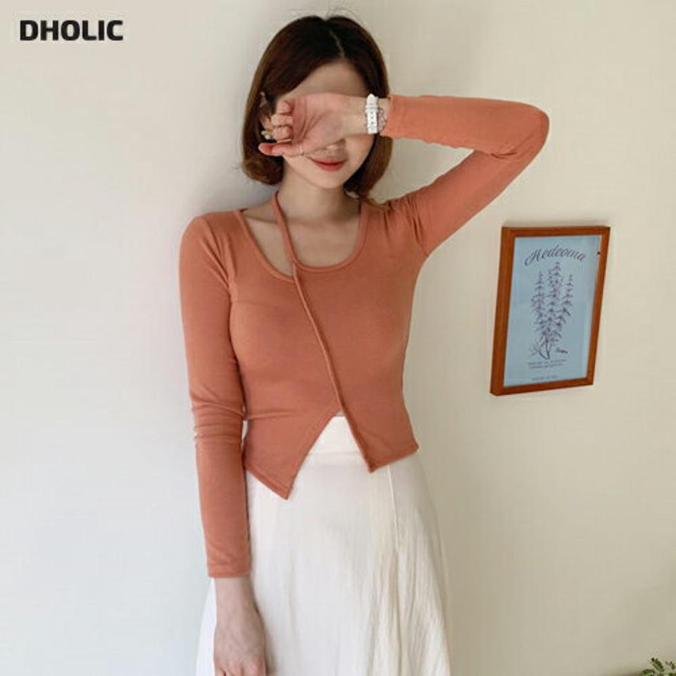スリットアンバランスTシャツ・全4色・t64997 レディース 【tops】【韓国 ファッション トップス Tシャツ 長袖 アンバランスネック スリム フィット スリット クロップド ベーシック スリム 体型カーバー デイリー 細身 無地 秋 春】