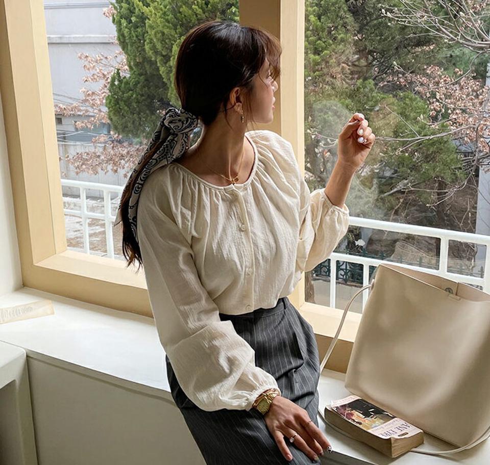 2WAYボタンブラウス・全4色・t65003 レディース 【bl】【韓国 ファッション トップス ブラウス 長袖 上品 2WAY ラウンドネック ボタン ギャザー 無地 体型カバー フェミニン カジュアル デイリー 秋 春】