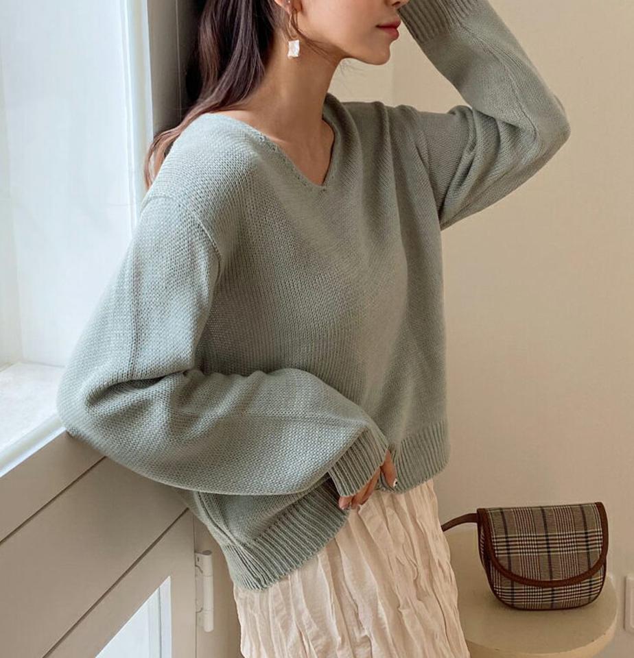 Vネックリブヘムニット・全5色・t62955 レディース 【tops】【韓国 ファッション トップス ニット 長袖 ぼわん袖 パステル Vネック 大人 細身 ルーズ ゆったり 体型カーバー デイリー 無地 秋 春】