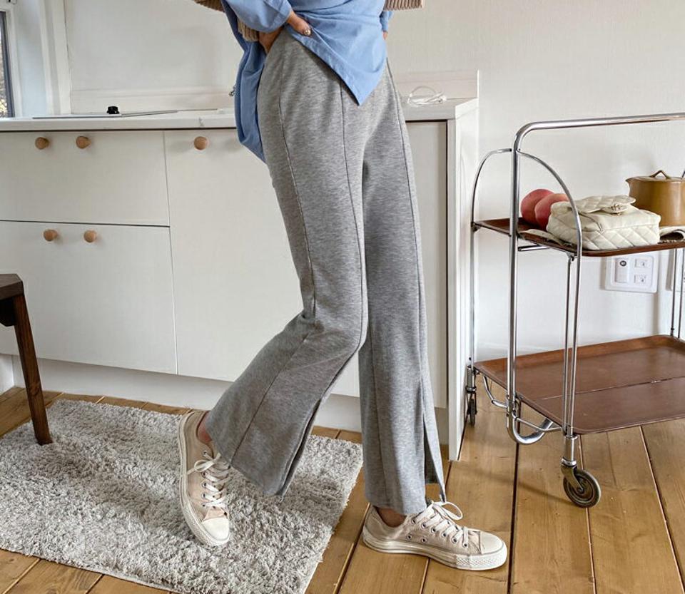 2TYPEブーツカットパンツ・全2色・b62971 レディース 【pt】【韓国 ファッション ボトムス パンツ ロング ロングパンツ 2TYPE ベーシック スリット 美脚 ブーツカット ウエストゴム スリム フィット 細身 シンプル 無地 体型カーバー 秋 春】