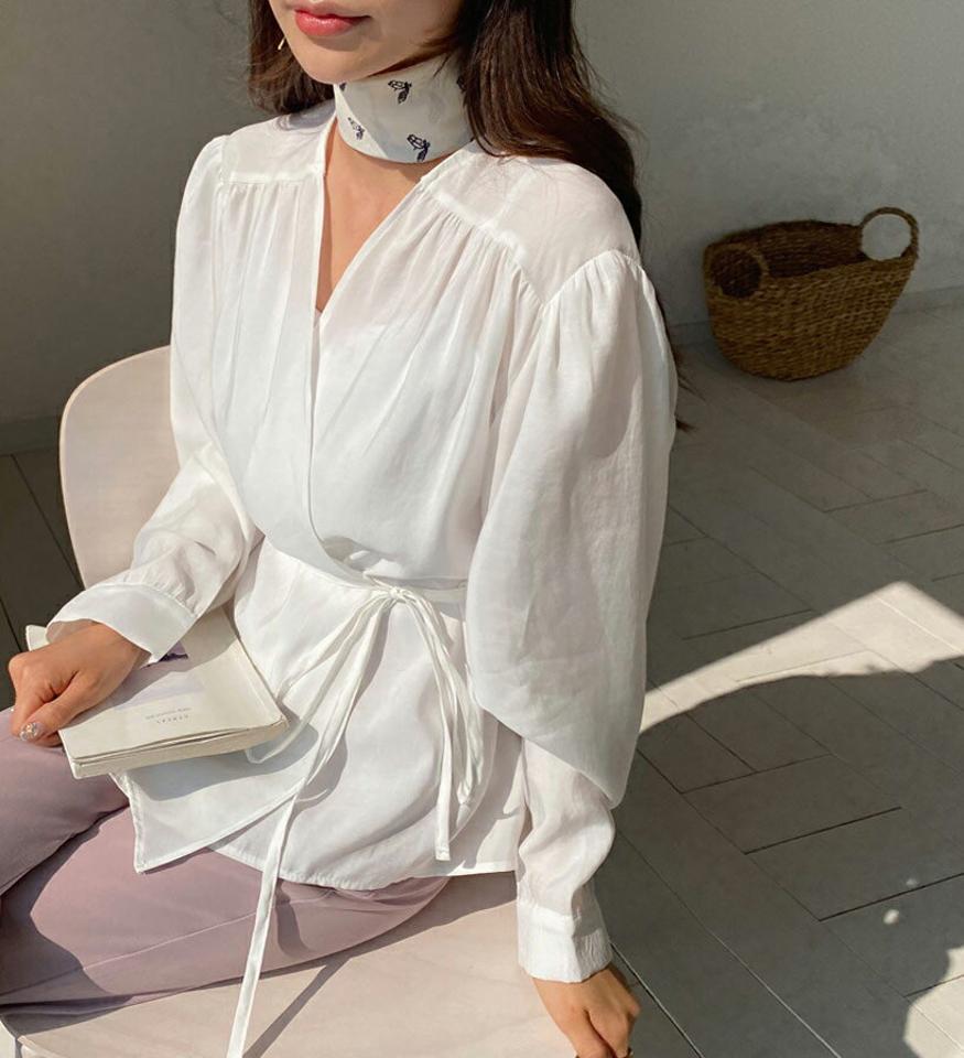 ギャザーラップブラウス・全6色・t62950 レディース 【bl】【韓国 ファッション トップス ブラウス 長袖 上品 リボン ラップ Vネック 首元 ギャザー デコルテ 無地 体型カバー フェミニン カジュアル デイリー 秋 春】