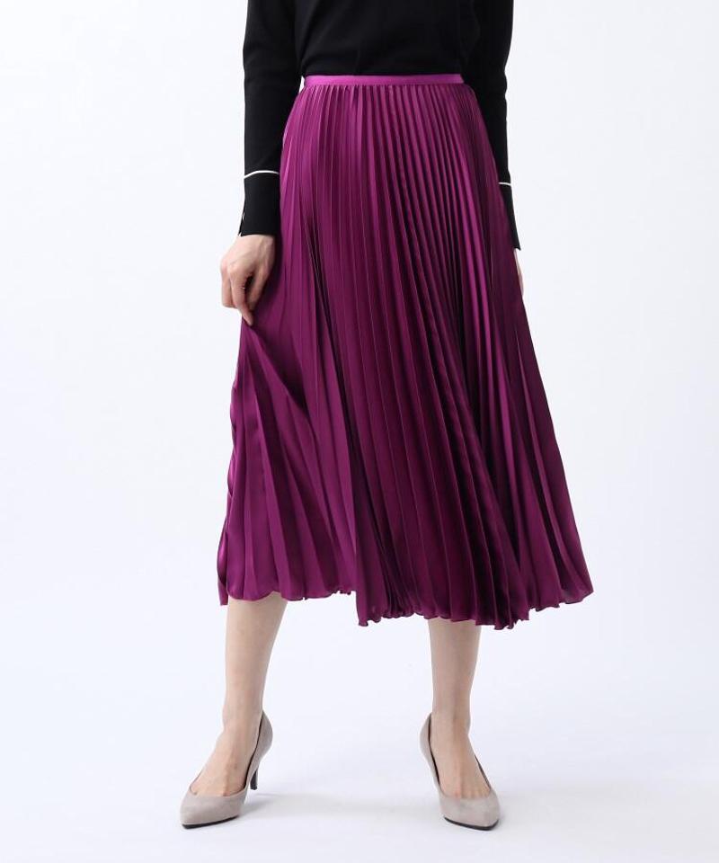 リッシュサテンプリーツスカート