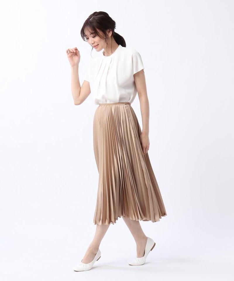 リッシュサテンプリーツスカート