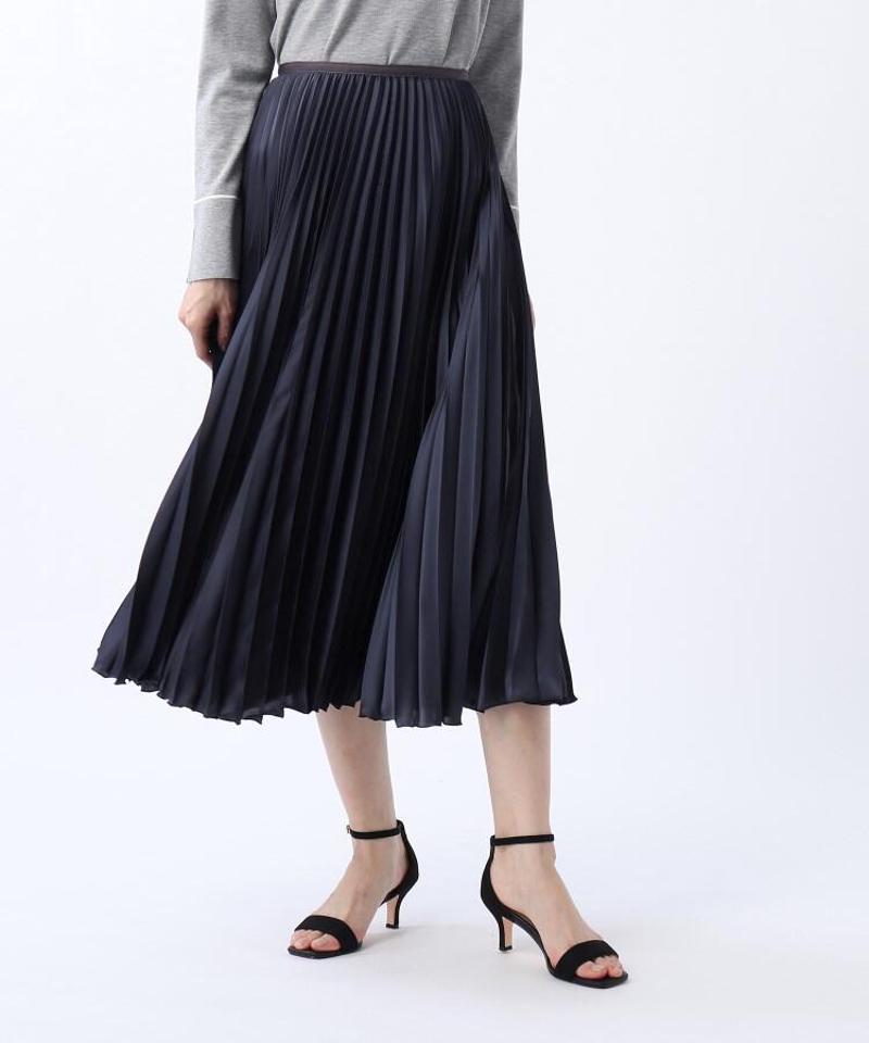 リッシュサテンプリーツスカート
