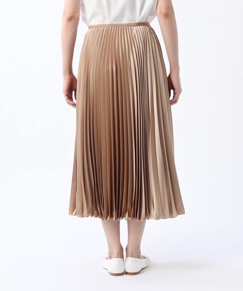 リッシュサテンプリーツスカート