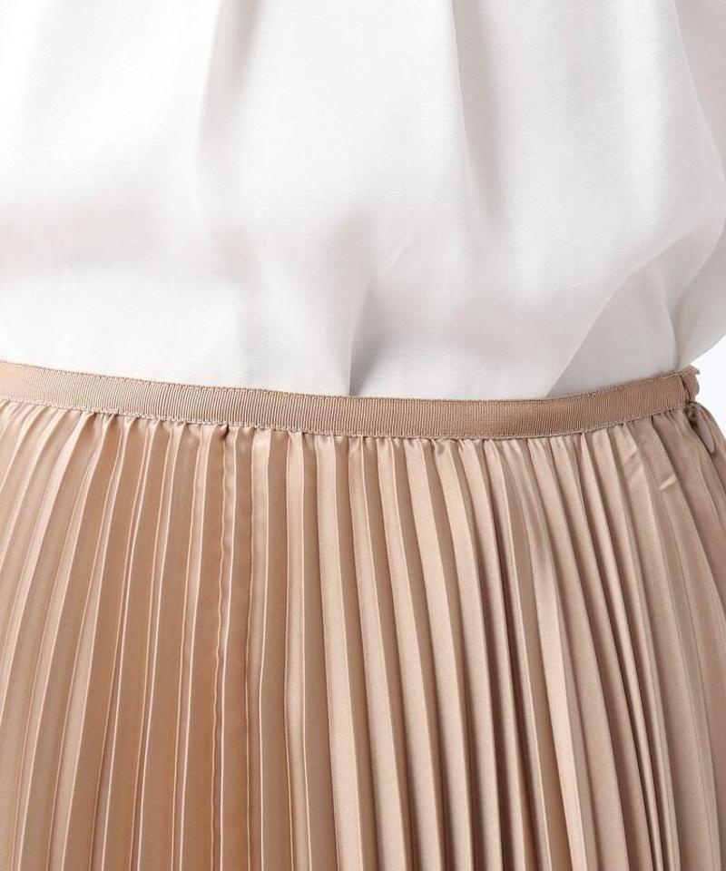 リッシュサテンプリーツスカート