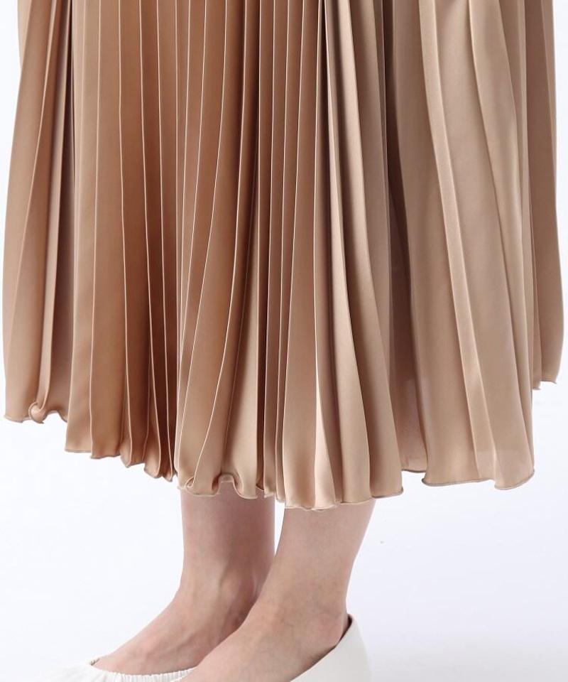 リッシュサテンプリーツスカート