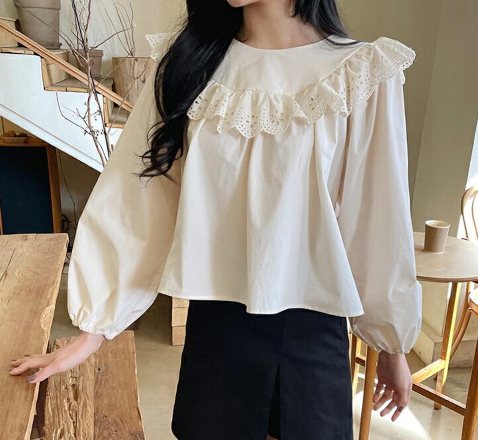 アイレットレースフリルブラウス・全2色・t63340 レディース 【bl】【韓国 ファッション トップス ブラウス 長袖 上品 ガーリー アイレット レース フリル ラブリー ラウンドネック カジュアル 体型カバー 細身 デイリー 秋 春】【NIJU】