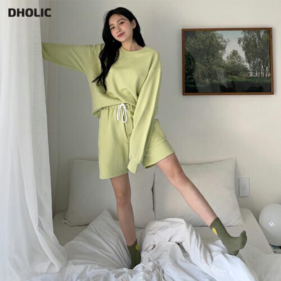 スウェット&ショートパンツSET・全4色・a63413 レディース 【pt】【韓国 ファッション ボトムス パンツ ショート ショートパンツ お家 カジュアル セットアップ スウェット ラウンドネック ウエストゴム ストリング ルームウェア デイリー 秋 春】【NIJU】