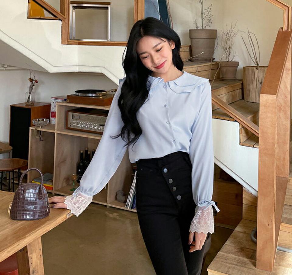 レースカフスカラーブラウス・全3色・t63339 レディース 【bl】【韓国 ファッション トップス ブラウス 長袖 レース レースカフス 上品 ガーリー ラウンドネック カジュアル 体型カバー 細身 デイリー 秋 春】【NIJU】