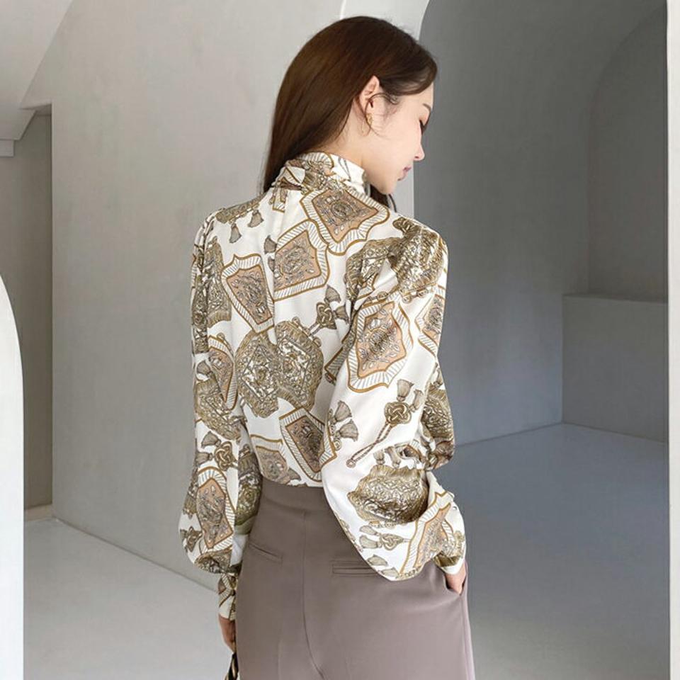 パターンリボンブラウス・全2色・b67197 レディース 【bl】【トップス ブラウス 長袖 リボン りぼん 総柄 モダン 大人 ハイネック 春 秋 韓国 ファッション】【ハイホリHIHOLLI】