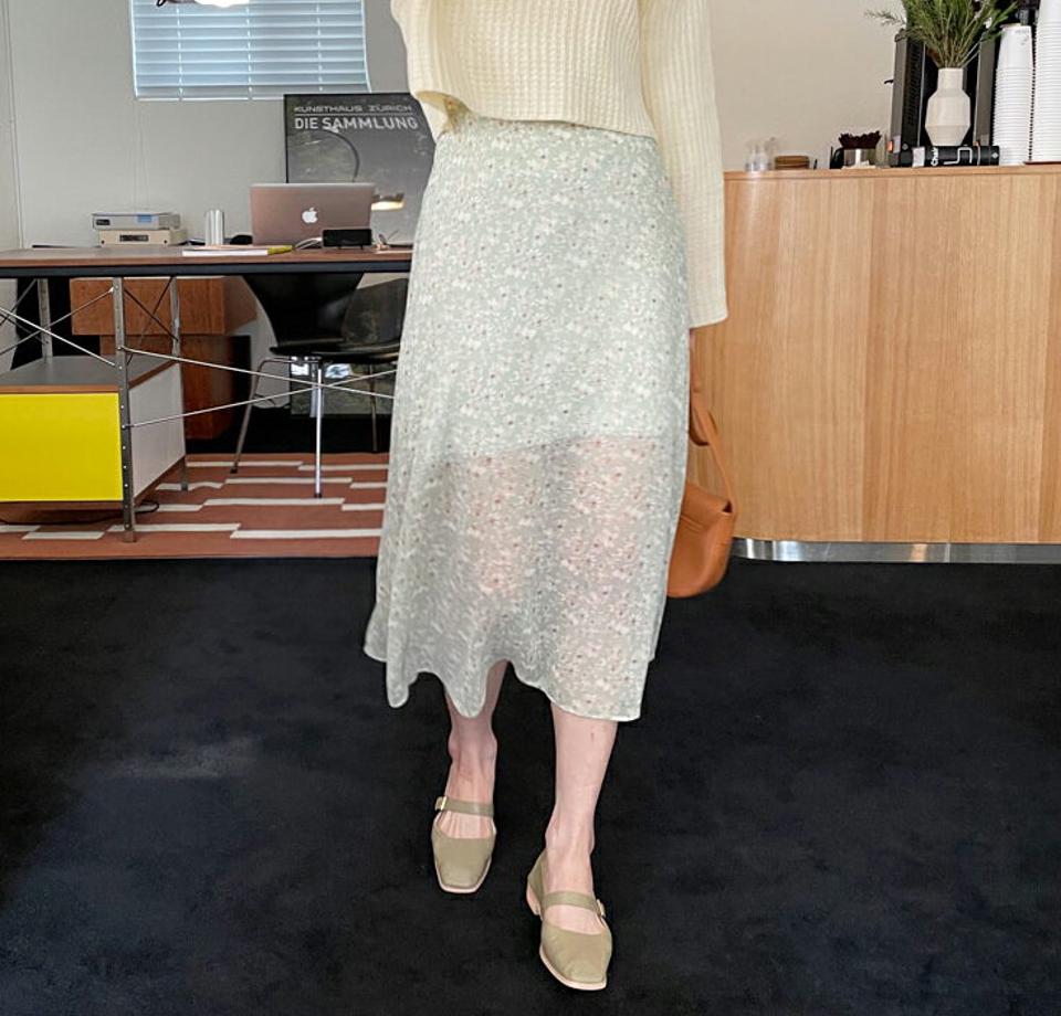 シフォン花柄パターンスカート・全4色・b56975 レディース 【sk】【韓国 ファッション ボトムス スカート ロング ロングスカート フローラル パターン バックゴム シフォン Aライン 花柄 フラワー カジュアル 体型カバー フェミニン デイリー 秋 春】【fw】