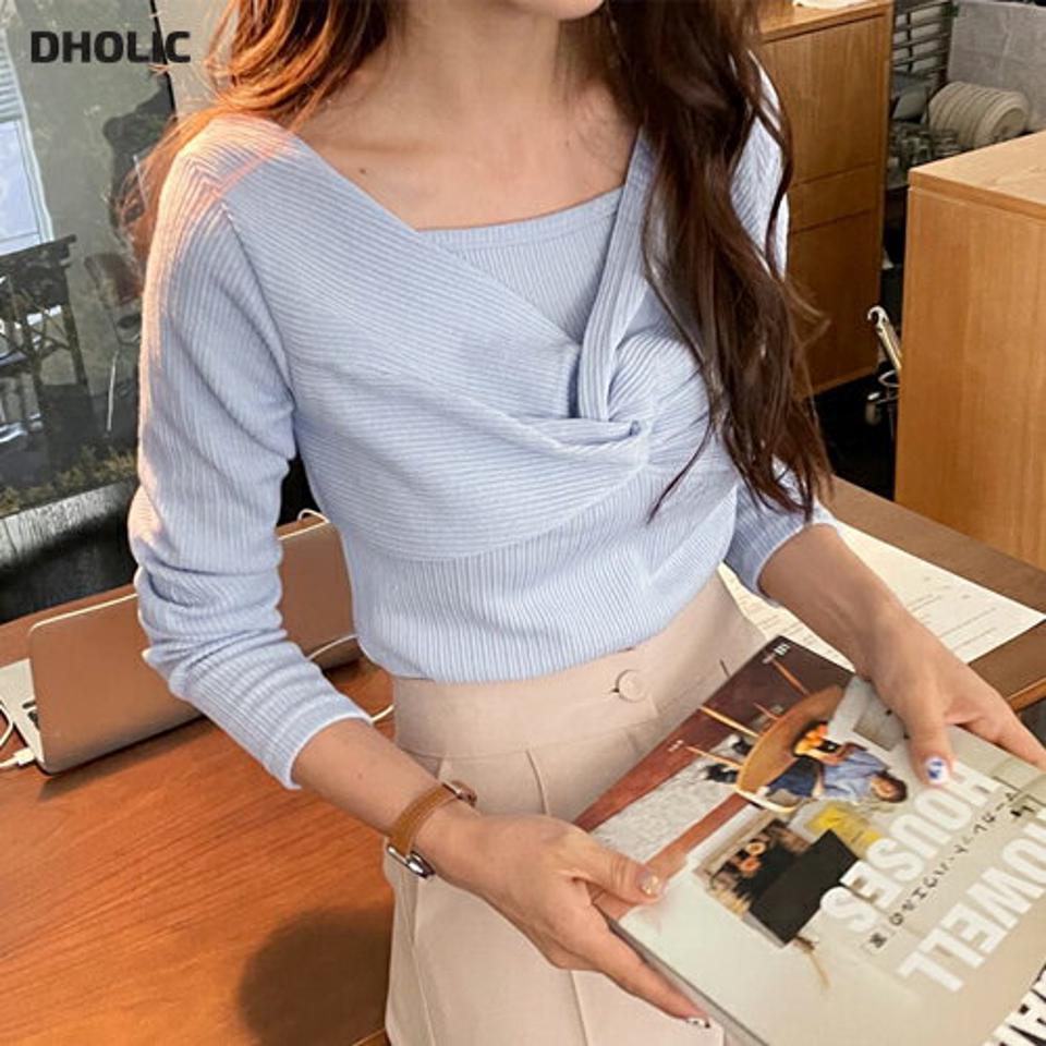キャミ&ツイストVネックTシャツSET・全4色・t56979 レディース 【tops】【韓国 ファッション トップス Tシャツ 長袖 キャミ ツイスト Vネック SET セット おしゃれ キャミソール スクエアネック Vネック スリム フィット 体型カーバー 細身 無地 秋 春】