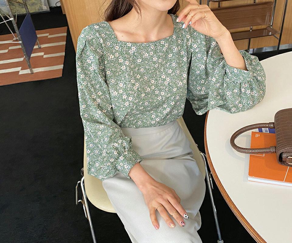 花柄スクエアネックブラウス・全3色・t56952 レディース 【bl】【韓国 ファッション トップス ブラウス 長袖 上品 花柄 フローラル パターン デコルテ スクエアネック パフスリーブ ボリューム 体型カバー フェミニン カジュアル デイリー 秋 春】【fw】