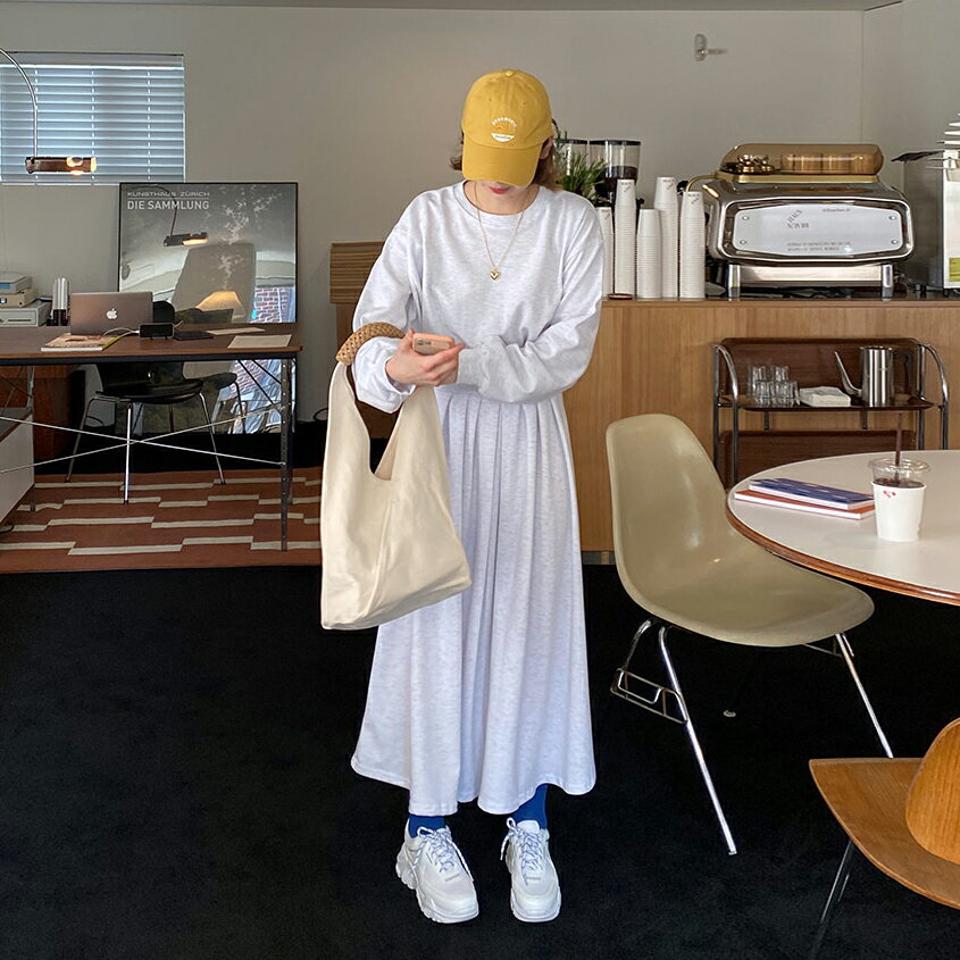 ≪人気商品再入荷≫クロップドスウェット&フレアスカートSET・全3色・b56953 レディース 【ops】韓国ファッション ワンピース ロング丈 セットアップ スカート スウェット ラウンドネック ルーズ クロップド フレア フェミニン 体型カバー 秋 春