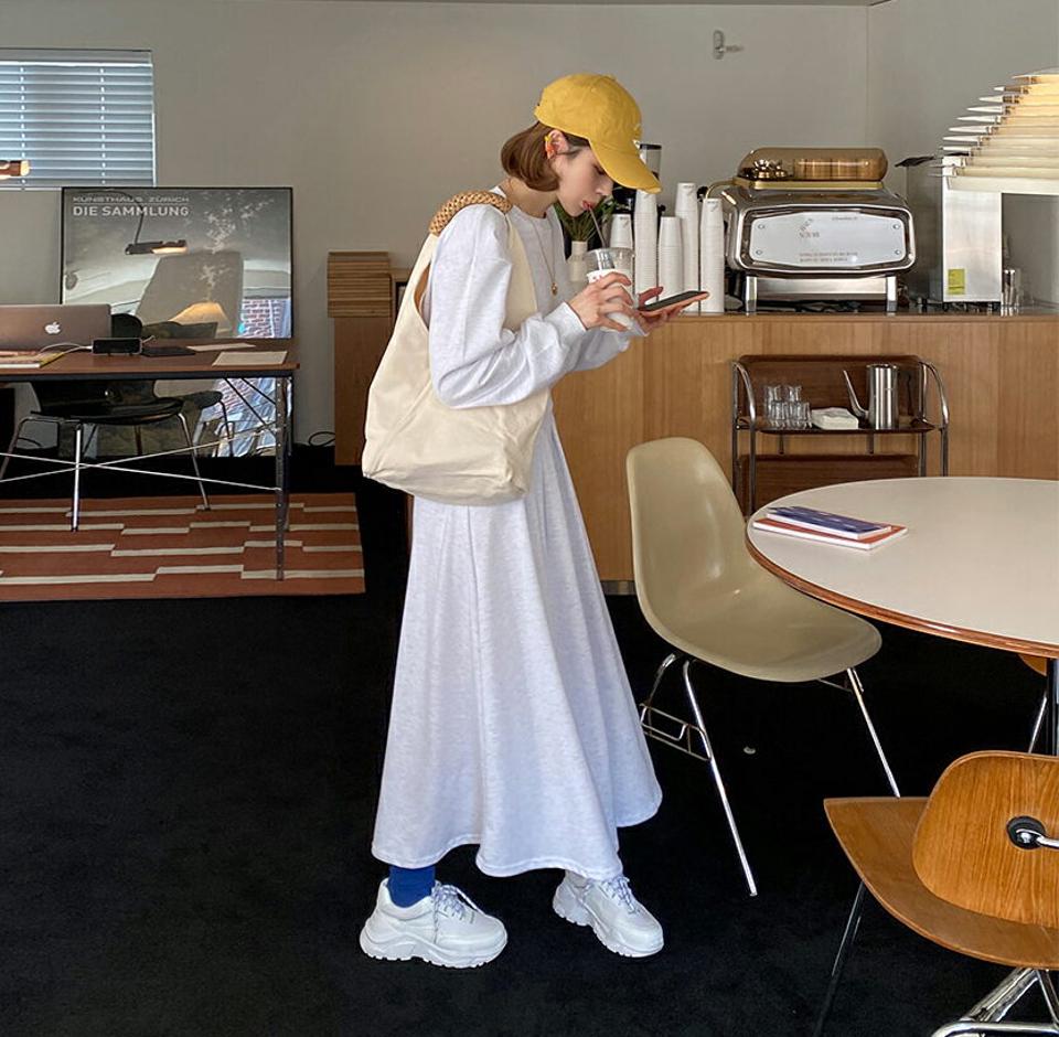 ≪人気商品再入荷≫クロップドスウェット&フレアスカートSET・全3色・b56953 レディース 【ops】韓国ファッション ワンピース ロング丈 セットアップ スカート スウェット ラウンドネック ルーズ クロップド フレア フェミニン 体型カバー 秋 春