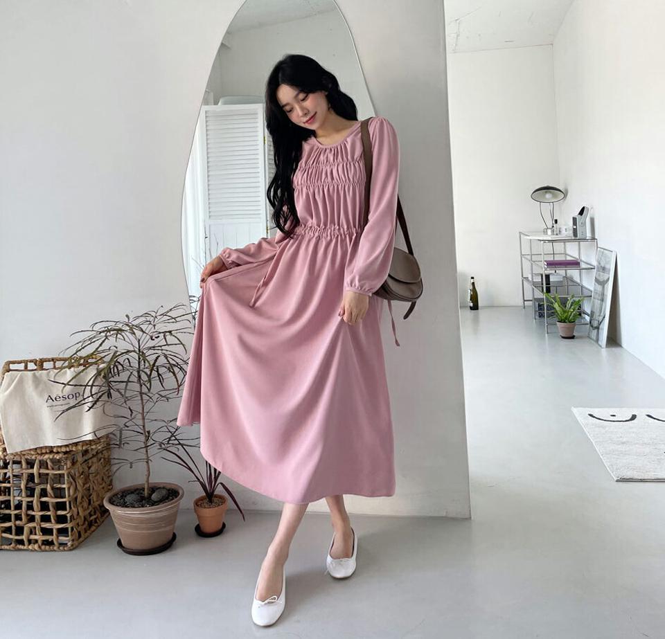 シャーリングフレアワンピース・全3色・t63329 レディース 【ops】【韓国 ファッション ワンピース ロング ロングワンピース カジュアル フェミニン ラウンドネック シャーリング ウエストストリング スリム 体型カバー 秋 春】【NIJU】