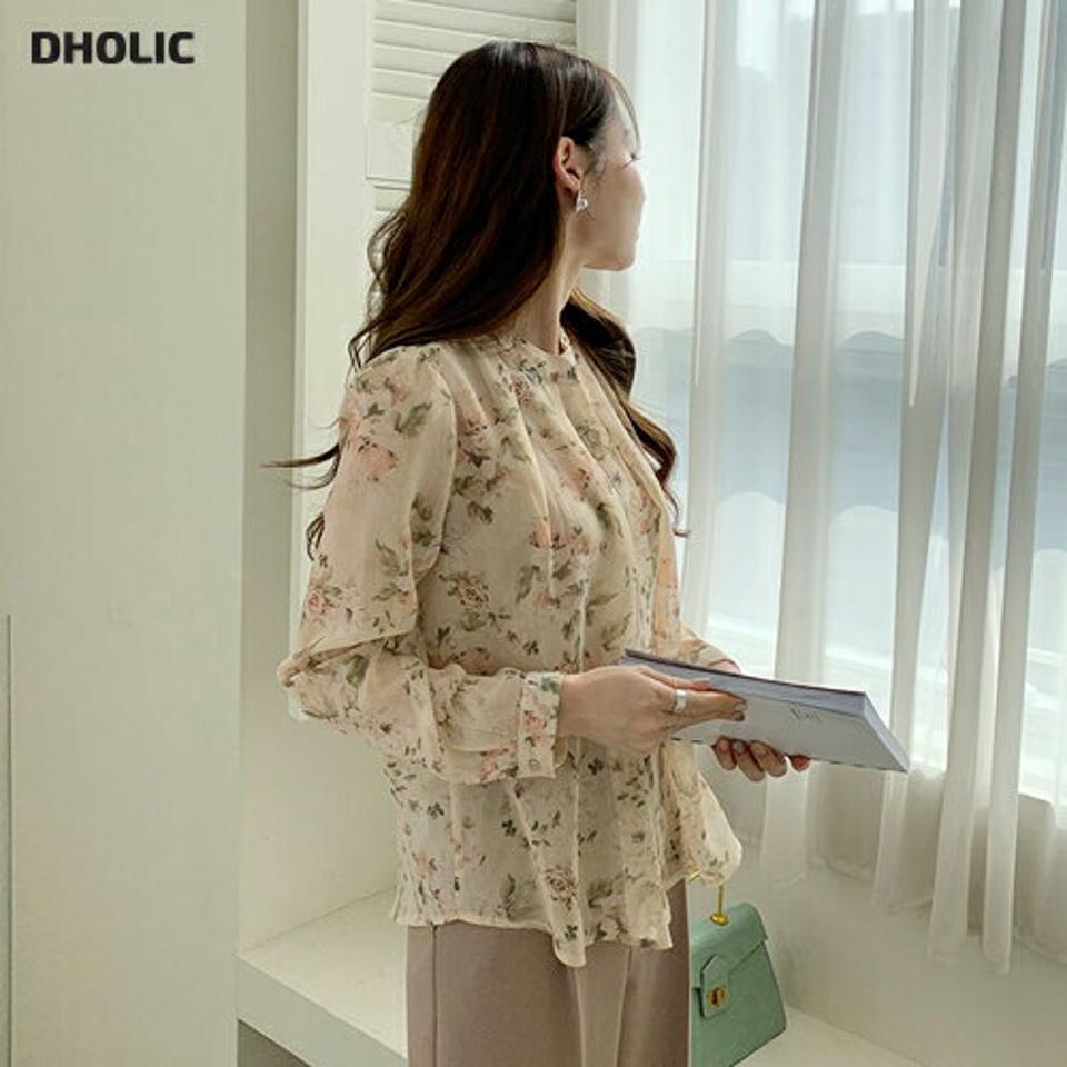 シアー花柄ボタンブラウス・全2色・b67158 レディース 【bl】【トップス ブラウス 花柄 フラワー シアー 透け感 シースルー 長袖 フェミニン 可愛い かわいい レトロ 雰囲気 春 秋 韓国 ファッション】【ハイホリHIHOLLI】【fw】