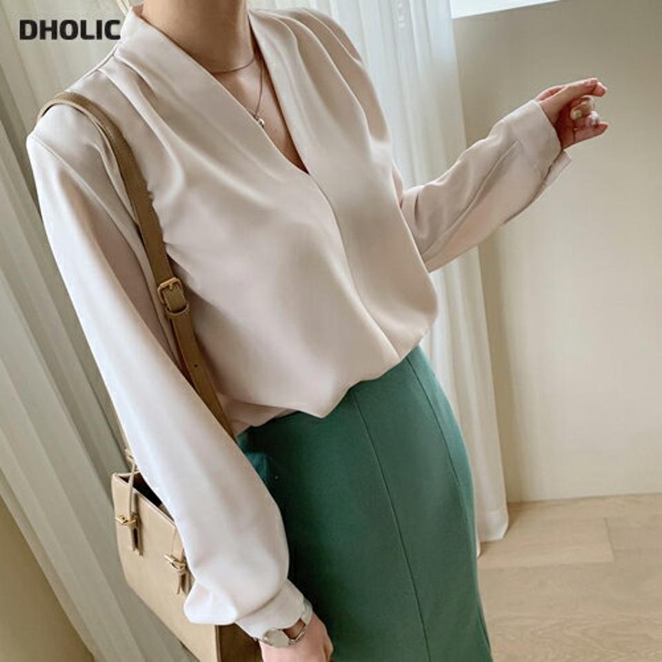 ≪人気商品再入荷≫タックVネックブラウス・全5色・b67223 レディース 【bl】トップス ブラウス 長袖 Vネック タック 単色 無地 シンプル 大人 オフィスカジュアル ベーシック シック きれいめ 春 秋 韓国ファッション ハイホリHIHOLLI