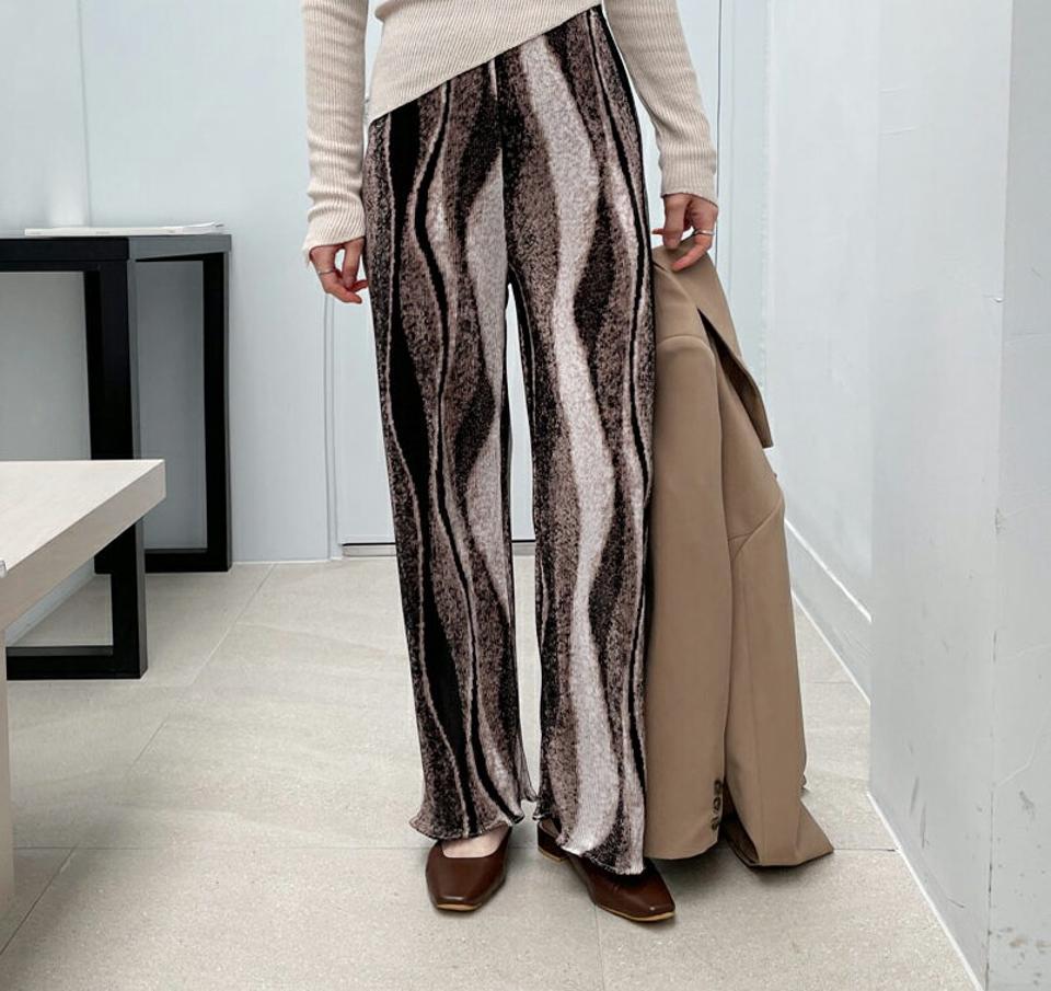 ユニークパターンプリーツパンツ・全3色・t61699 レディース 【pt】【韓国 ファッション ボトムス パンツ ロング ロングパンツ ユニーク パターン プリーツパンツ 配色 ワイドパンツ ウェーブ カジュアル スリム 細身 シンプル 体型カーバー 秋 春】