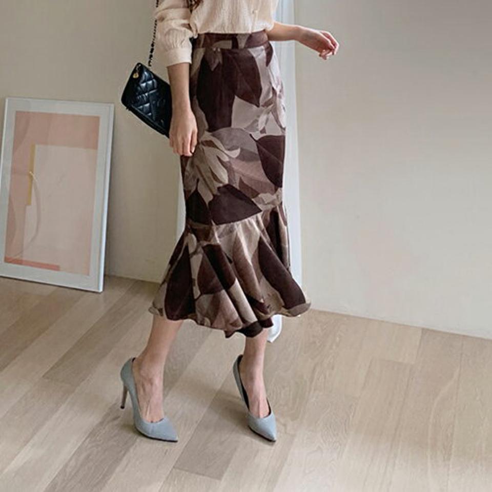 パターンマーメイドスカート・全2色・t67291 レディース 【sk】【スカート ロング ロングスカート マーメイドスカート マーメイド 総柄 シック モダン 大人 春 秋 韓国 ファッション】【ハイホリHIHOLLI】