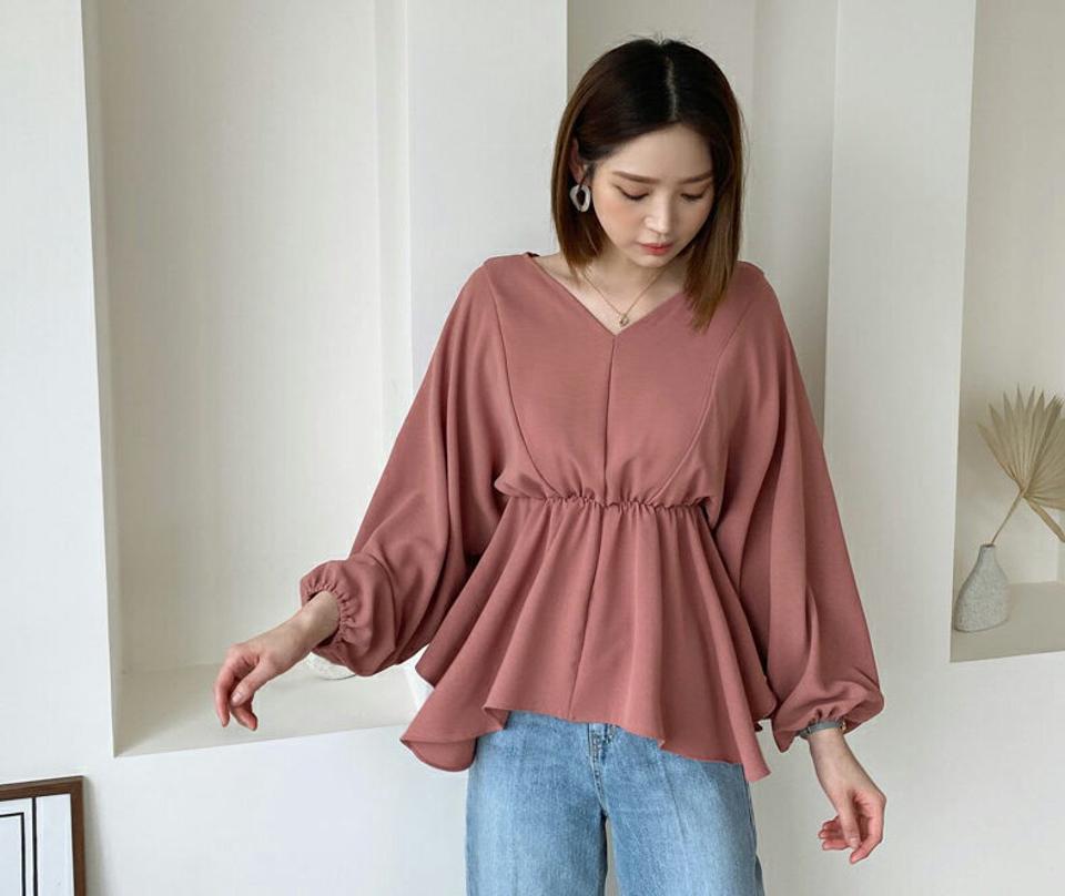 バックリボンフレアブラウス・全4色・t61688 レディース 【bl】【韓国 ファッション トップス ブラウス 長袖 上品 バックリボン フレアブラウス リボン フェミニン Vネック デコルテ ウエストゴム ボリューム 無地 体型カバー カジュアル デイリー 秋 春】