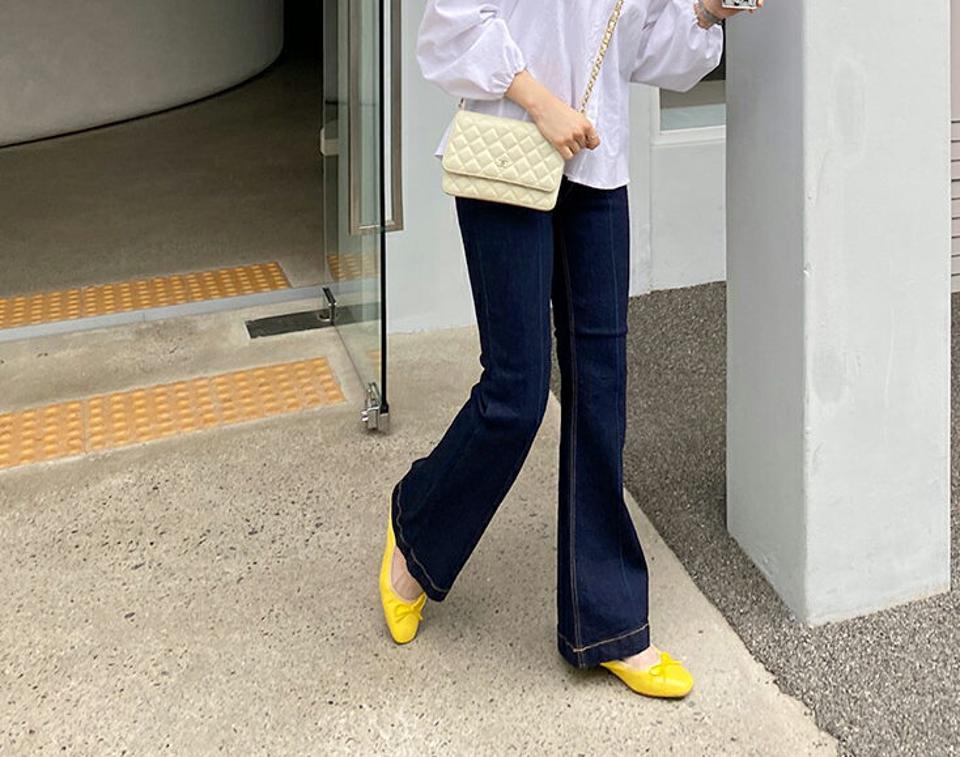 セミフレアデニムパンツ・全2色・t61698 レディース 【pt】【韓国 ファッション ボトムス パンツ ロング デニム デニムパンツ セミブーツカット ハイウエスト スリム 美脚 10分丈 十分丈 カジュアル デイリー 秋 春】