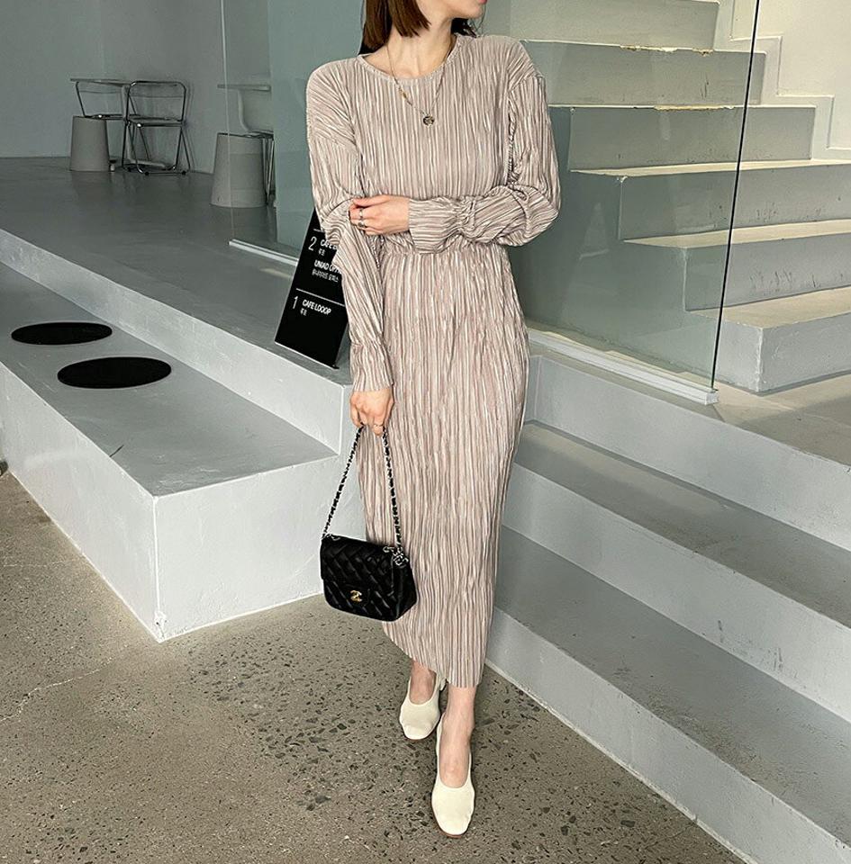 プリーツロングワンピース・全4色・b61692 レディース 【ops】【韓国 ファッション ワンピース ロング ロングワンピース カジュアル 高級感 プリーツ ラウンドネック ルーズ フェミニン 光沢 細身 体型カバー 秋 春】