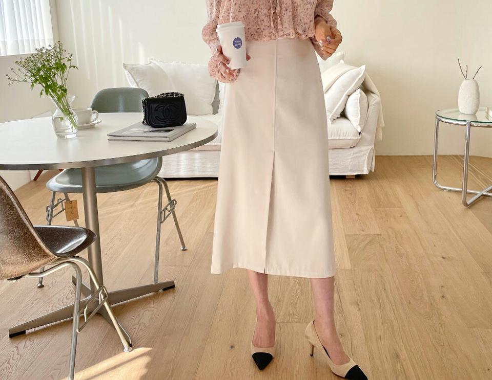 スリットAラインスカート・全3色・t63001 レディース 【sk】【韓国 ファッション ボトムス スカート ロング ロングスカート ウエストゴム スリット Aライン スカート オフィスカジュアル メリハリ カジュアル 体型カバー フェミニン デイリー 秋 春】