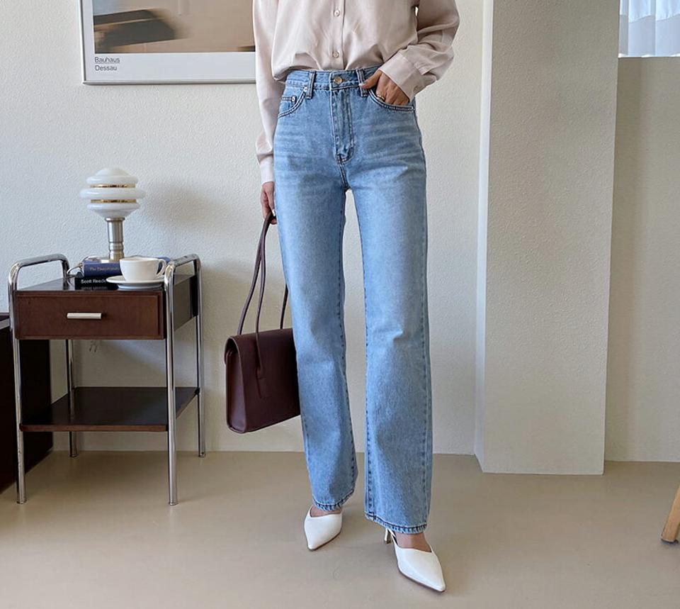 ライトブルーデニムパンツ・全1色・t63003 レディース 【pt】【韓国 ファッション ボトムス パンツ ロング デニム デニムパンツ ストレート ベルトループ スリム 美脚 10分丈 十分丈 カジュアル デイリー 秋 春】