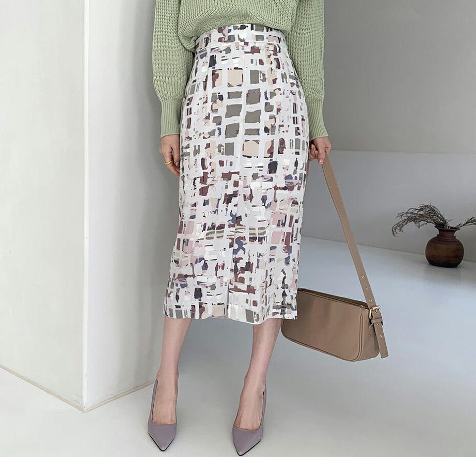 【只今10%OFF】ジオメトリックパターンスカート・全2色・b67209 レディース 【sk】【スカート ミディ丈 ミディスカート ジオメトリック 総柄 モダン シック かっこいい クール 大人 スリット Hライン 春 秋 韓国 ファッション】【ハイホリHIHOLLI】