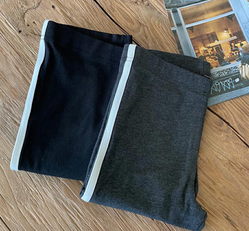 サイドラインレギンス・全2色・t63338 レディース 【pt】【韓国 ファッション ボトムス レギンス パンツ スリム シンプル ウエストゴム フィット タイト デイリー ダーク 美脚 サイドライン 配色 秋 春】【NIJU】