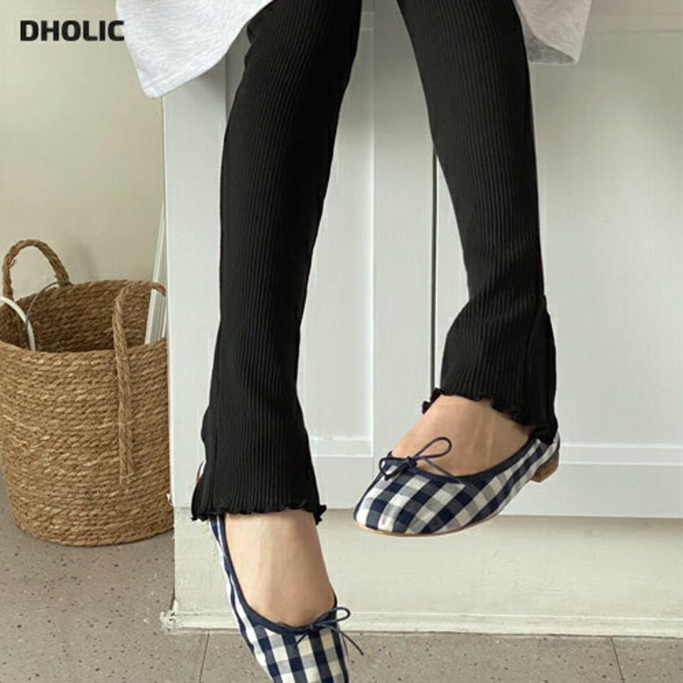 リブウェーブスリットレギンス・全2色・t63473 レディース 【pt】【韓国 ファッション ボトムス レギンス パンツ スリム シンプル ウエストゴム フィット タイト デイリー リブ ウェーブ スリットレギンス 秋 春】【NIJU】