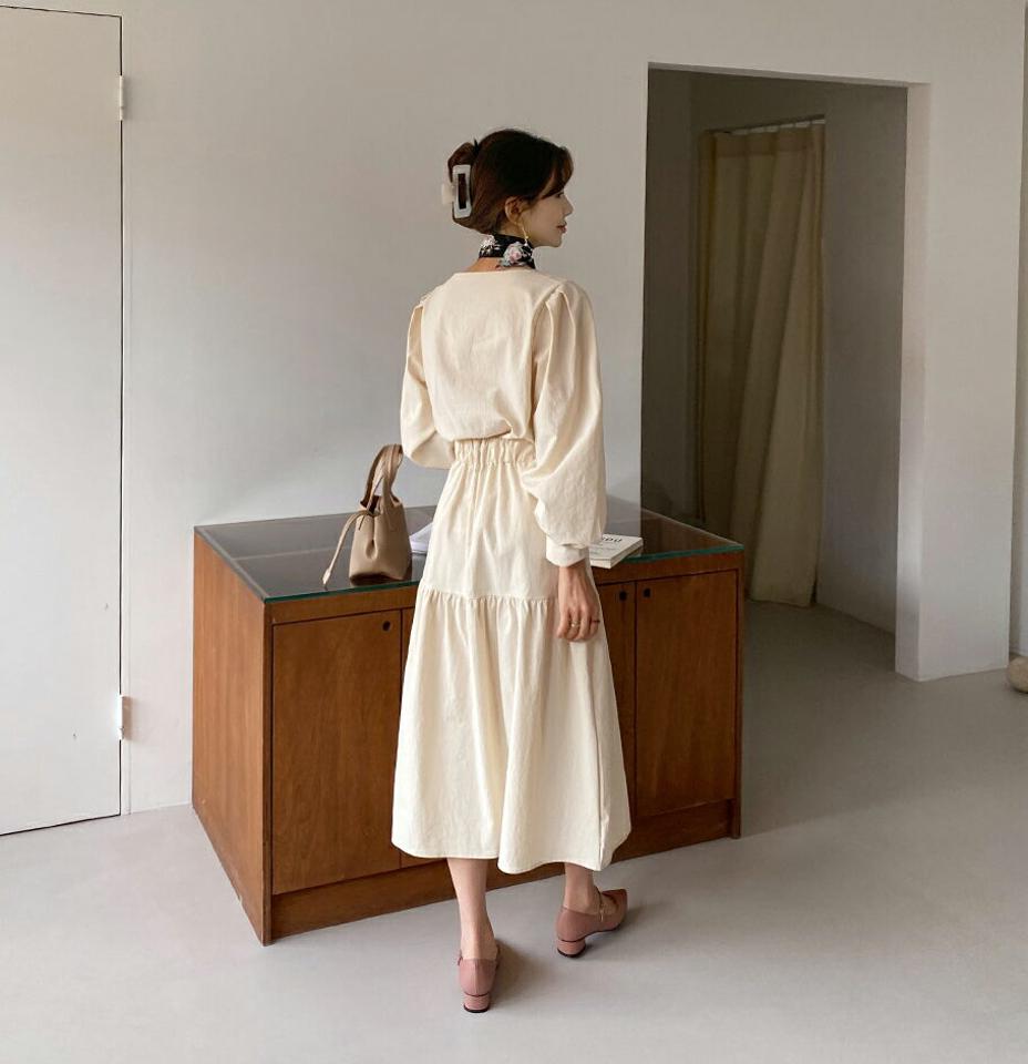 Vネックパフブラウス&ギャザースカートSET・全5色・t65043 レディース 【ops】【韓国 ファッション ワンピース ロング ロングワンピース セットアップ Vネック ブラウス カジュアル スカート ギャザー フレアスカート フレアワンピース 体型カバー 秋 春】