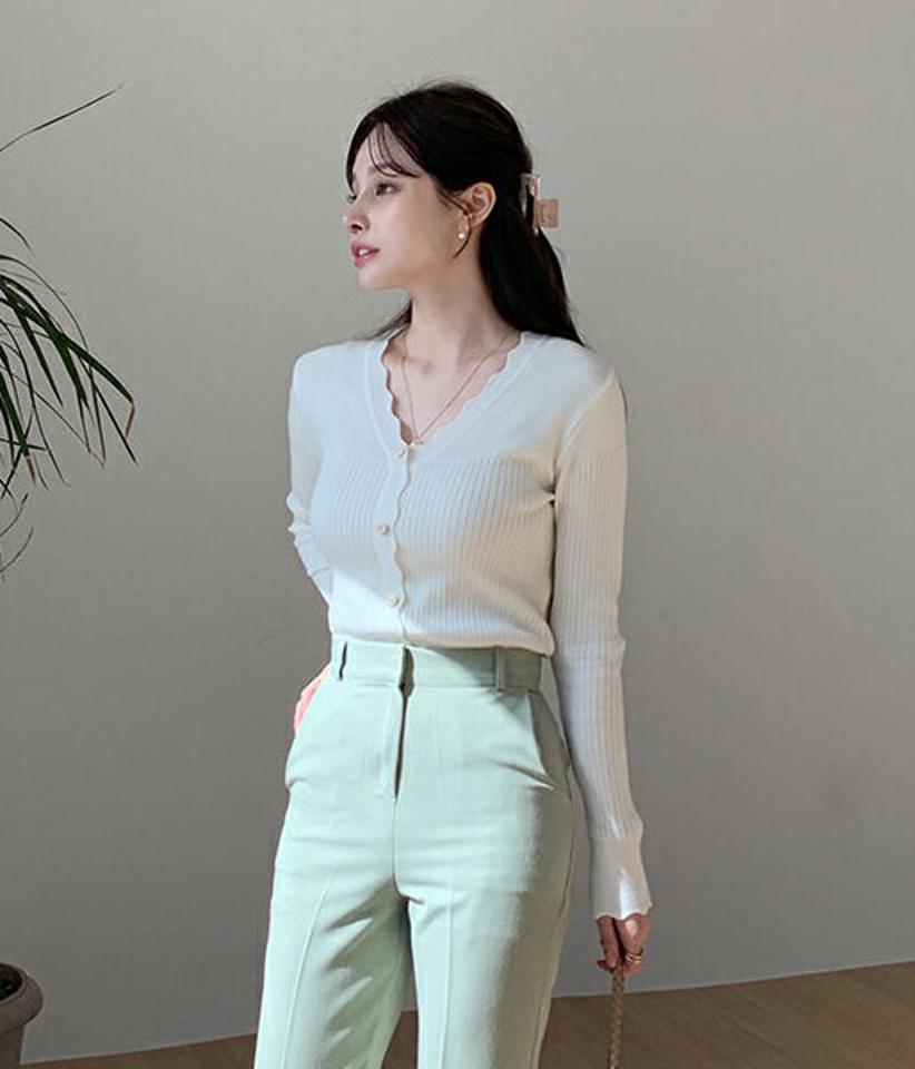 スカラップVネックリブニット・全4色・t67262 レディース 【tops】【トップス ニット ニットトップス 長袖 Vネック リブニット リブ スカラップ カジュアル かわいい 可愛い 春 秋 韓国 ファッション】【ハイホリHIHOLLI】
