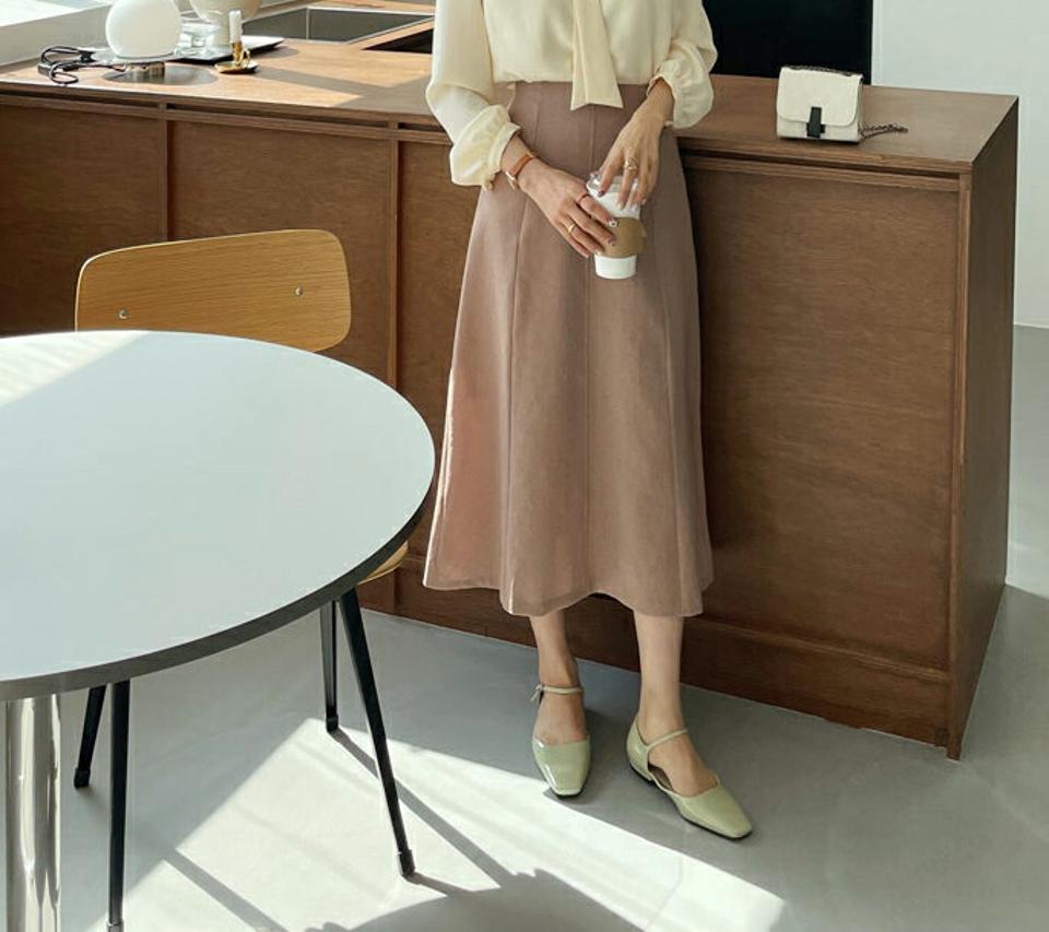 フレアロングスカート・全4色・b65052 レディース 【sk】【韓国 ファッション ボトムス スカート ロング ロングスカート フレア バックゴム Aライン 美脚 カジュアル 体型カバー フェミニン デイリー 秋 春】