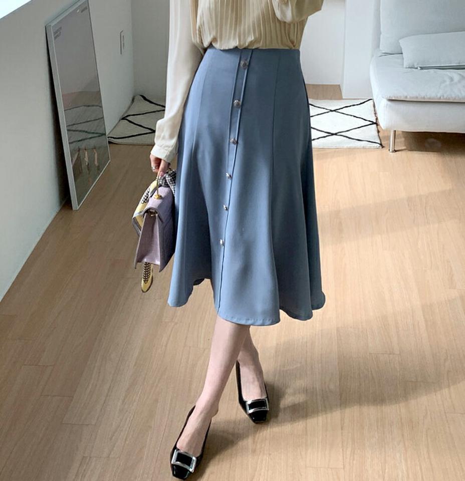 ボタンフレアスカート・全3色・t67275 レディース 【sk】【スカート ロング ロングスカート フレア フレアスカート 単色 無地 シンプル 大人 カジュアル フェミニン きれいめ 春 秋 韓国 ファッション】【ハイホリHIHOLLI】