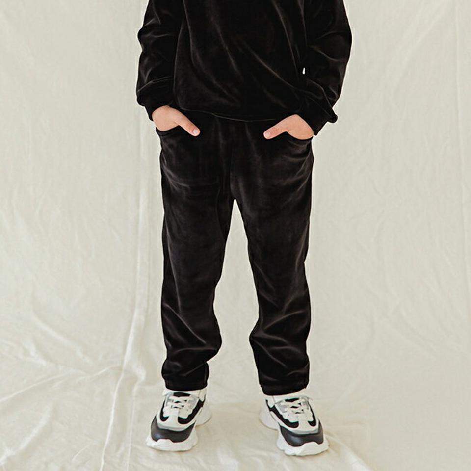 ベルベットパンツ・p009835 キッズ【3~8才】【pt】【パンツ ズボン ロングパンツ 長ズボン ベルベット 単色 無地 シンプル カジュアル ラフ 女の子 男の子 秋 冬 韓国 韓国子供服 子供 こども 子供服 こども服】【KIDS】