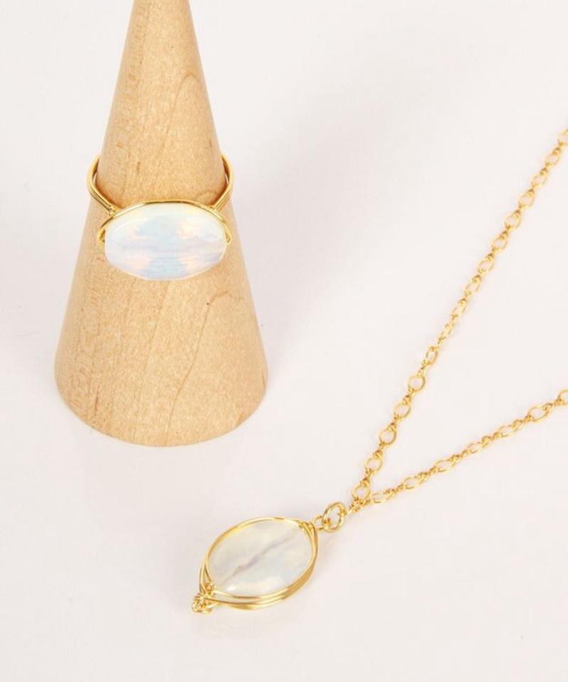 【一発で決まるセットアクセ】 ムーンストーンネックレス＆リングセット
