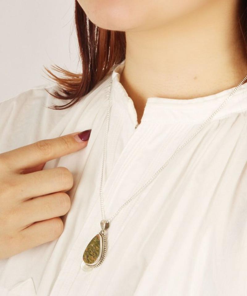 【フランス一点もの】ユナカイトしずく装飾ネックレス