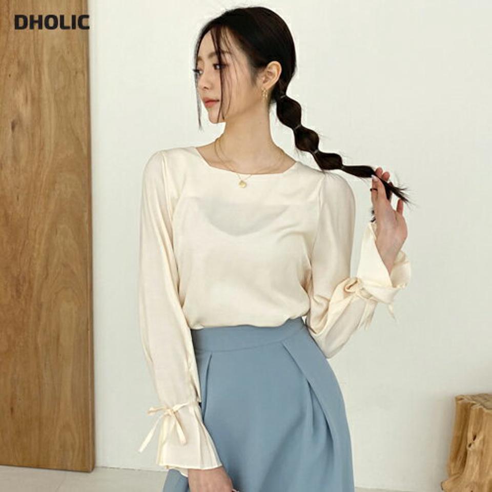 スリーブリボンスクエアブラウス・全3色・e61747 レディース 【bl】 韓国ファッション トップス ブラウス 長袖 上品 スリーブリボン スクエアネック リボン デコルテ ラブリー ボリューム フェミニン カジュアル デイリー 秋 春232