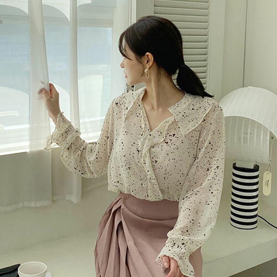 ペイントフリルシアーブラウス・全2色・t67486 レディース 【bl】【トップス ブラウス 長袖 シアー シースルー 透け感 ペイント フリル 大人 可愛い かわいい 春 秋 韓国 ファッション】【ハイホリHIHOLLI】