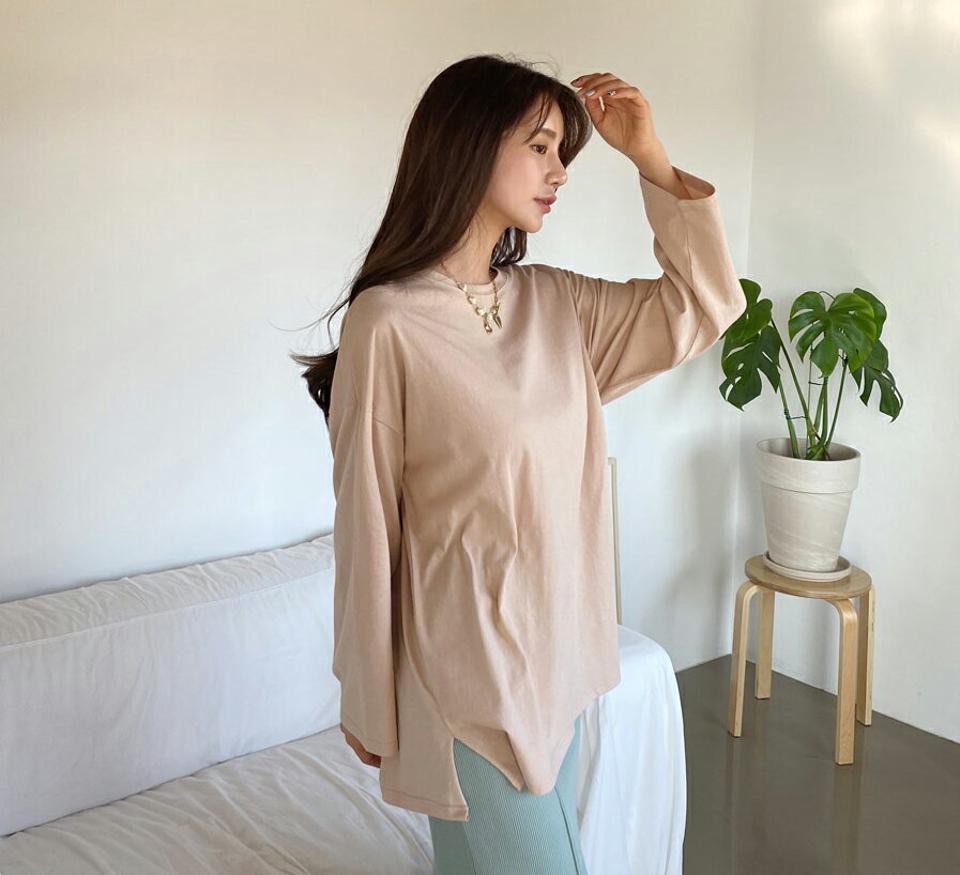 ルーズスリットTシャツ(ベージュ)・e61753 レディース 【tops】 韓国ファッション トップス Tシャツ 長袖 ルーズ スリット ラフ ラウンドネック カジュアル デイリー 秋 春196