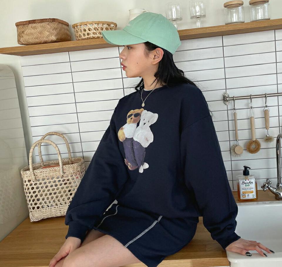 ベアプリントスウェット&ミニスカートSET・全2色・t63510 レディース 【ops】【韓国 ファッション ワンピース ミニ ミニワンピース カジュアル かわいい ラウンドネック セットアップ ベア スウェット ミニスカート ガーリー 体型カバー 秋 春】【NIJU】